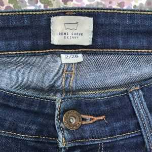 Levi’s, size 2/26 M, Demi curve, Skinny leg.